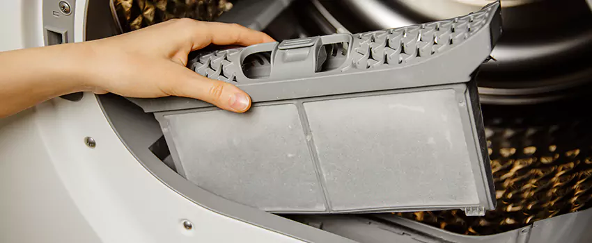 Signs Of A Clogged Dryer Lint Trap in San Juan, Texas